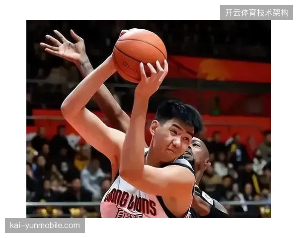 徐昕被租借至广州队后迎来爆发，赛季场均数据暴涨并成功入选最佳阵容二阵