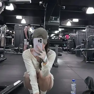 张鹏华